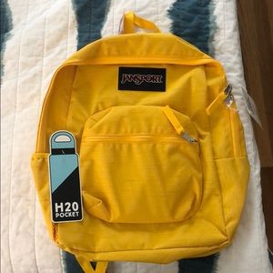 Jansport mustard yellow backpack